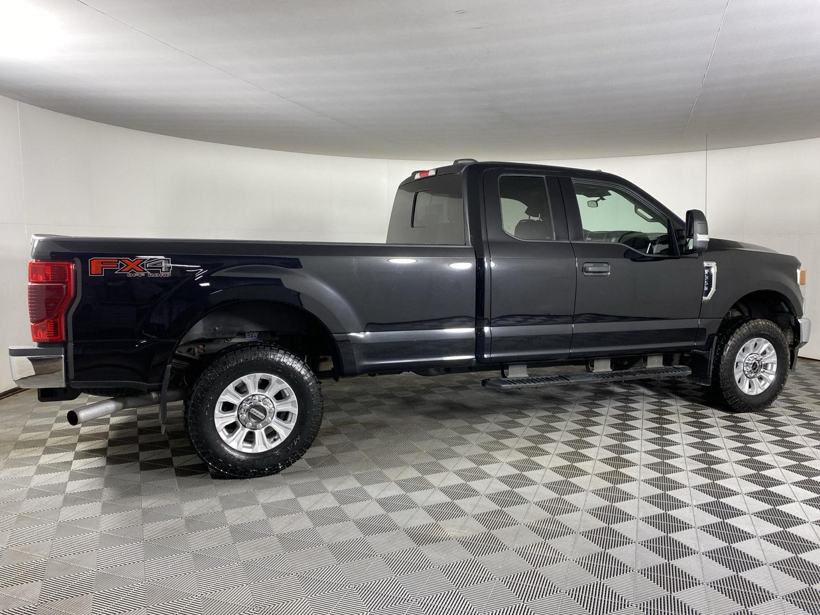 Used 2021 Agate Black Ford XLT image 11