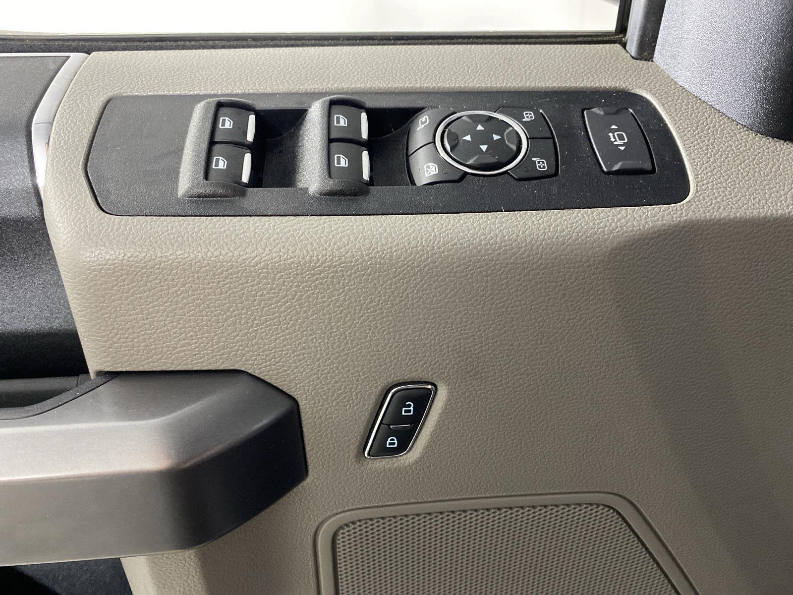 Used 2021 Agate Black Ford XLT image 15