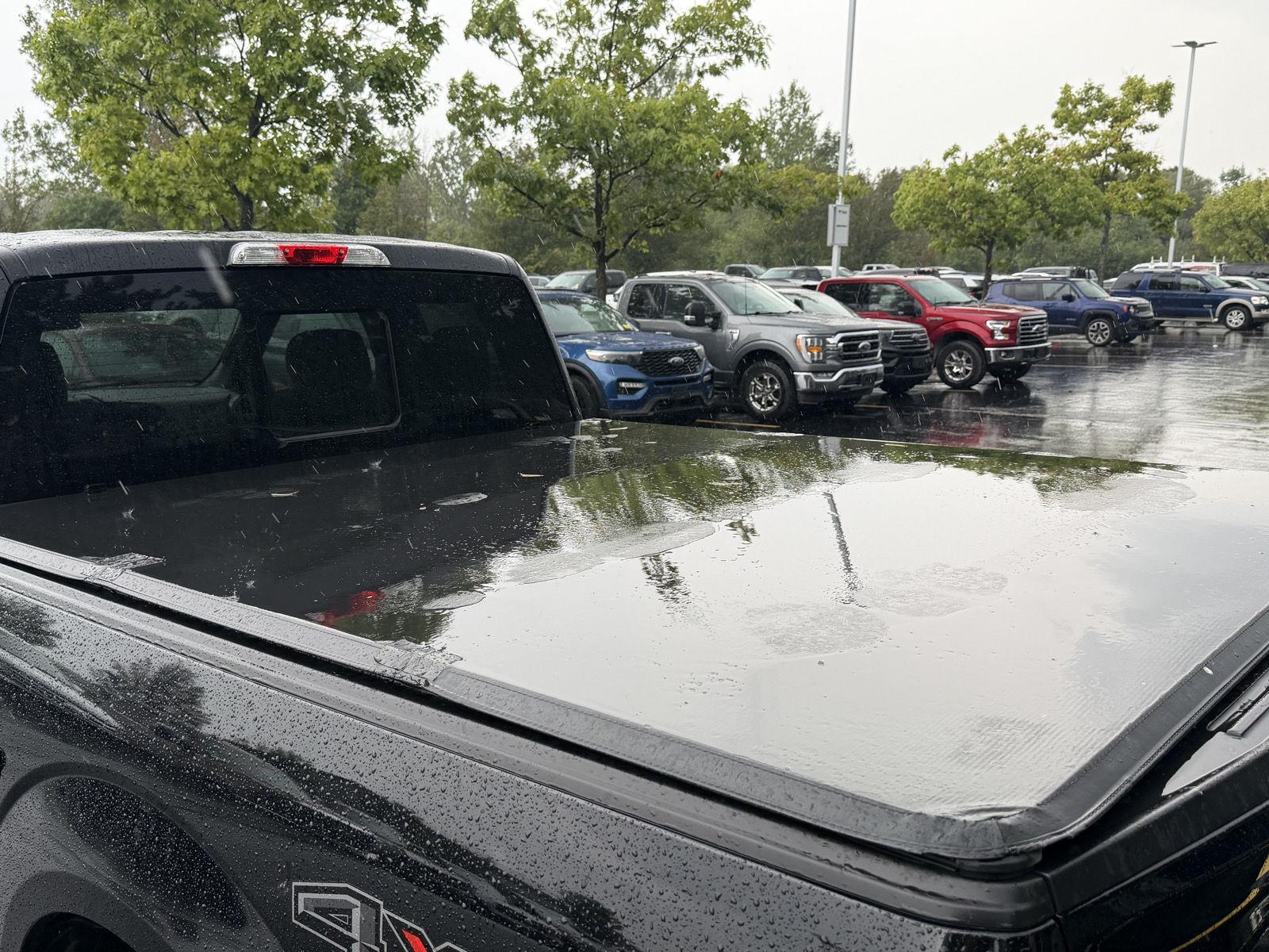 Used 2018 Shadow Black Ford XLT image 10