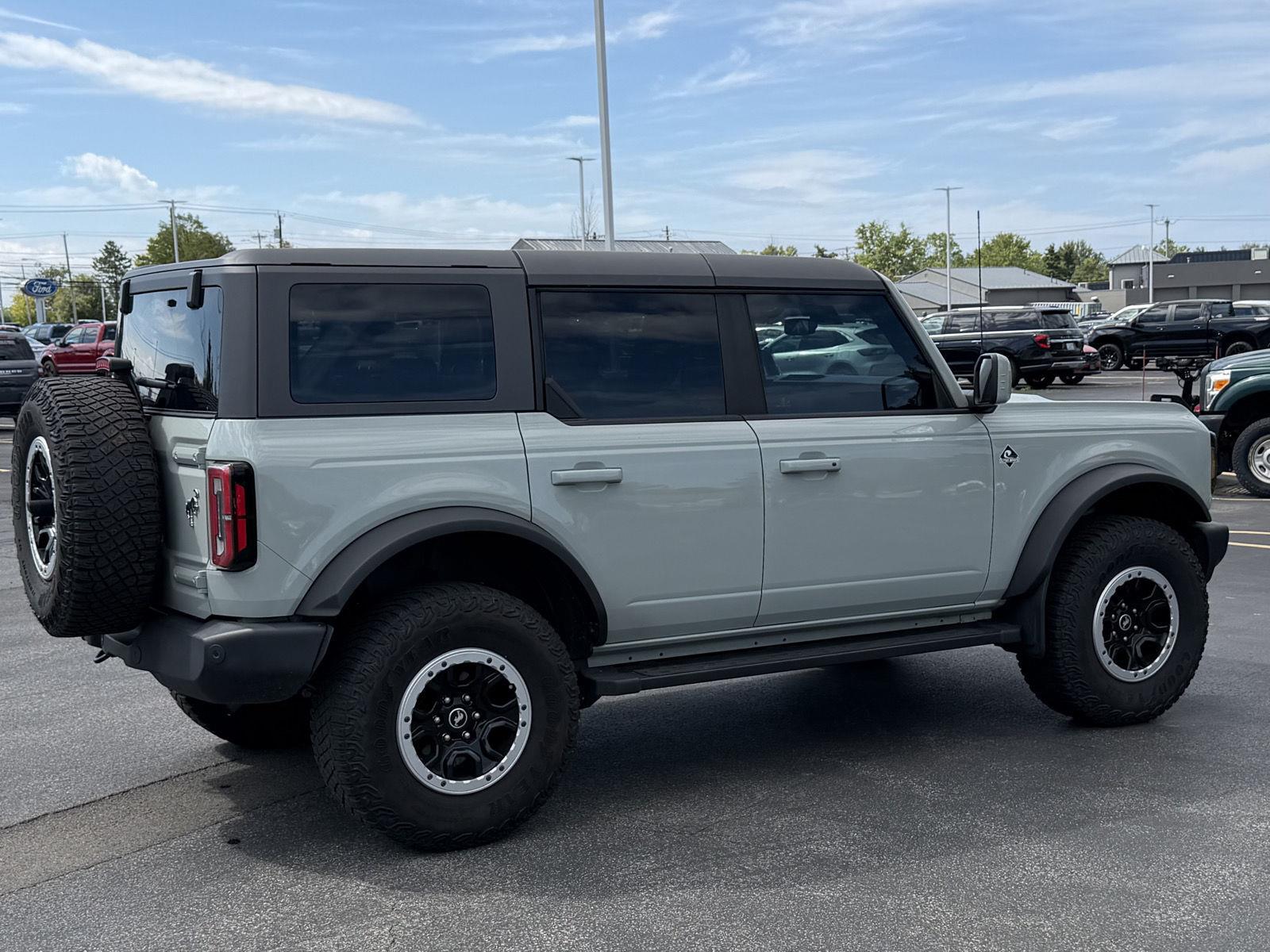 Used 2023 Cactus Gray Ford Outer Banks image 4