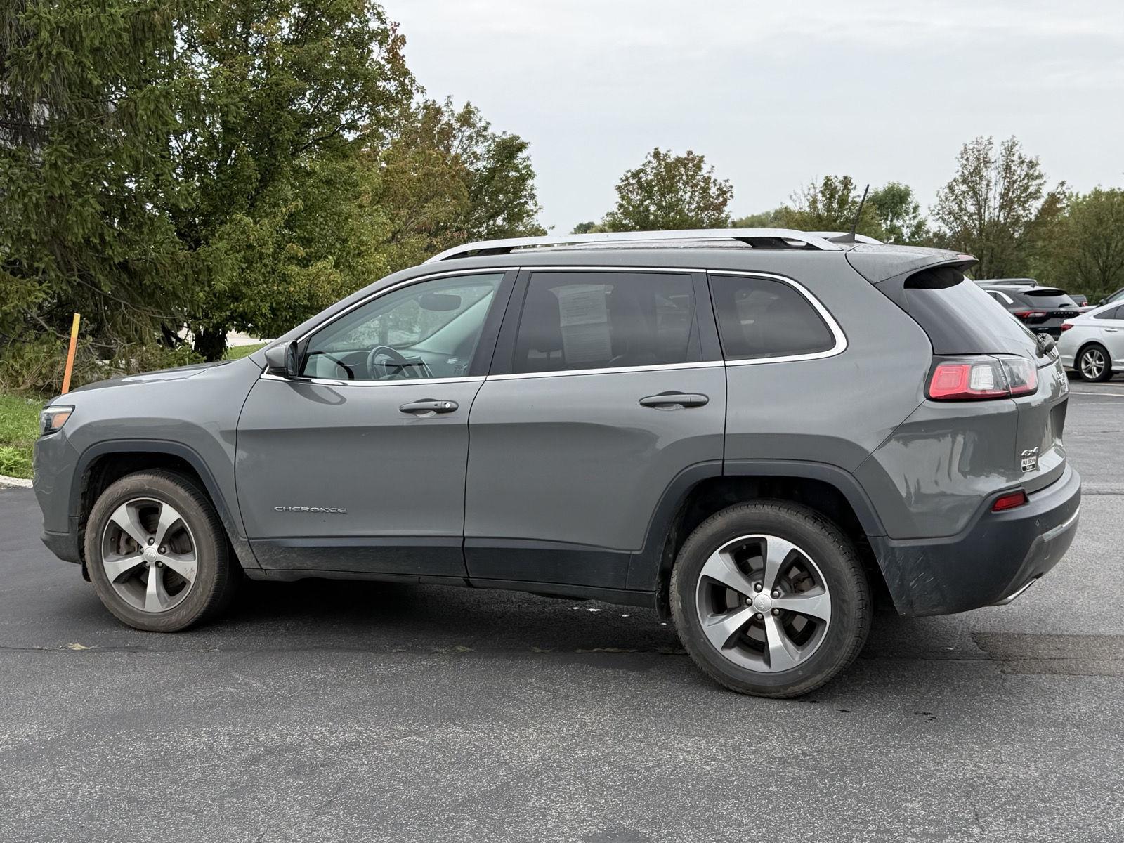 Used 2019 Sting-Gray Clearcoat Jeep Limited image 5