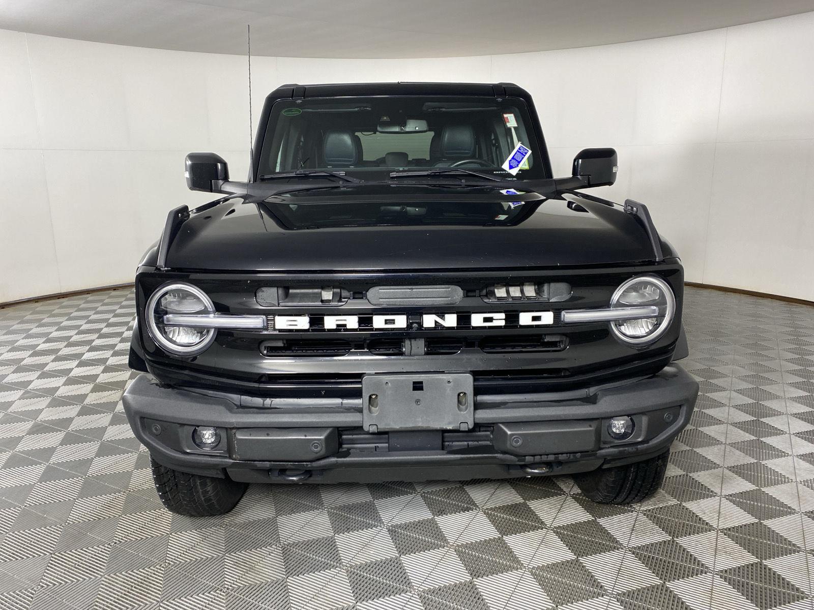 Used 2022 Shadow Black Ford Outer Banks Advanced image 12