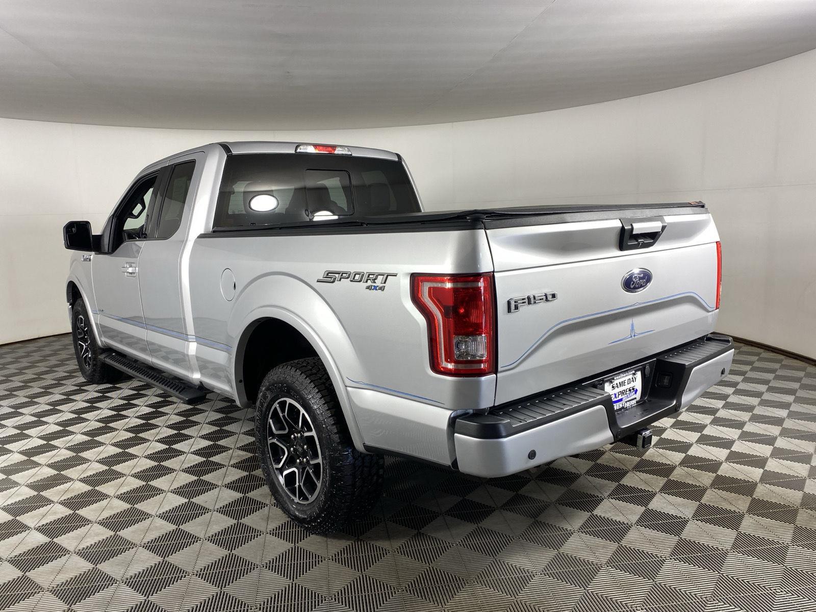Used 2016 Ingot Silver Metallic Ford XLT image 5