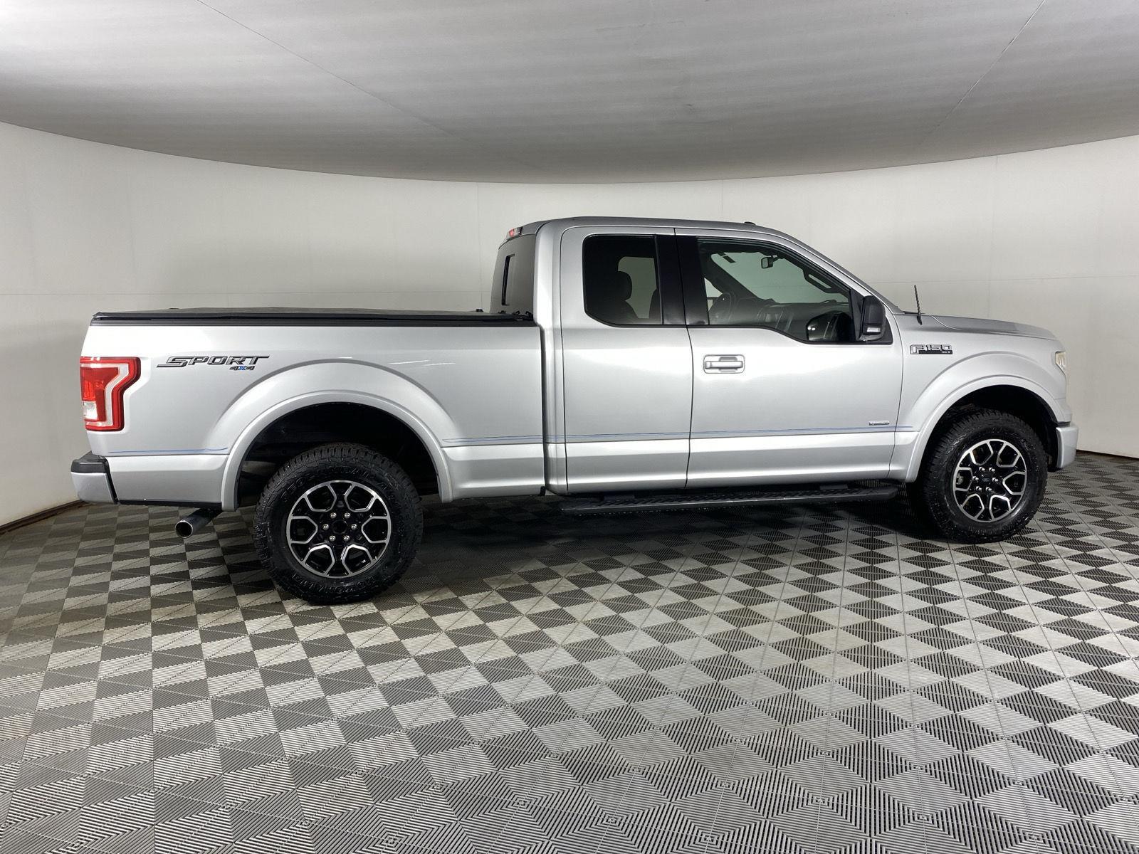 Used 2016 Ingot Silver Metallic Ford XLT image 8