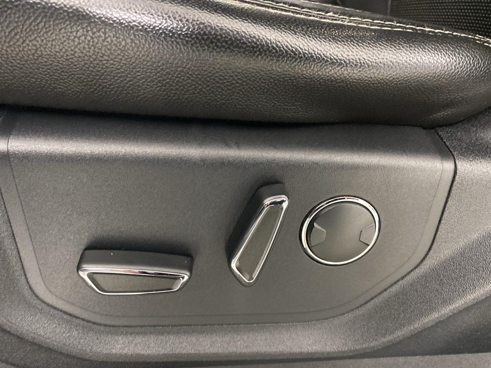Used 2016 Ingot Silver Metallic Ford XLT image 11