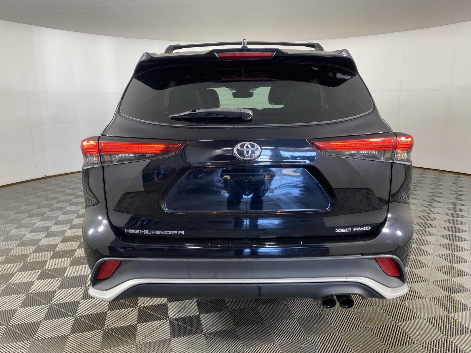 Used 2021 Midnight Black Metallic Toyota XSE image 16