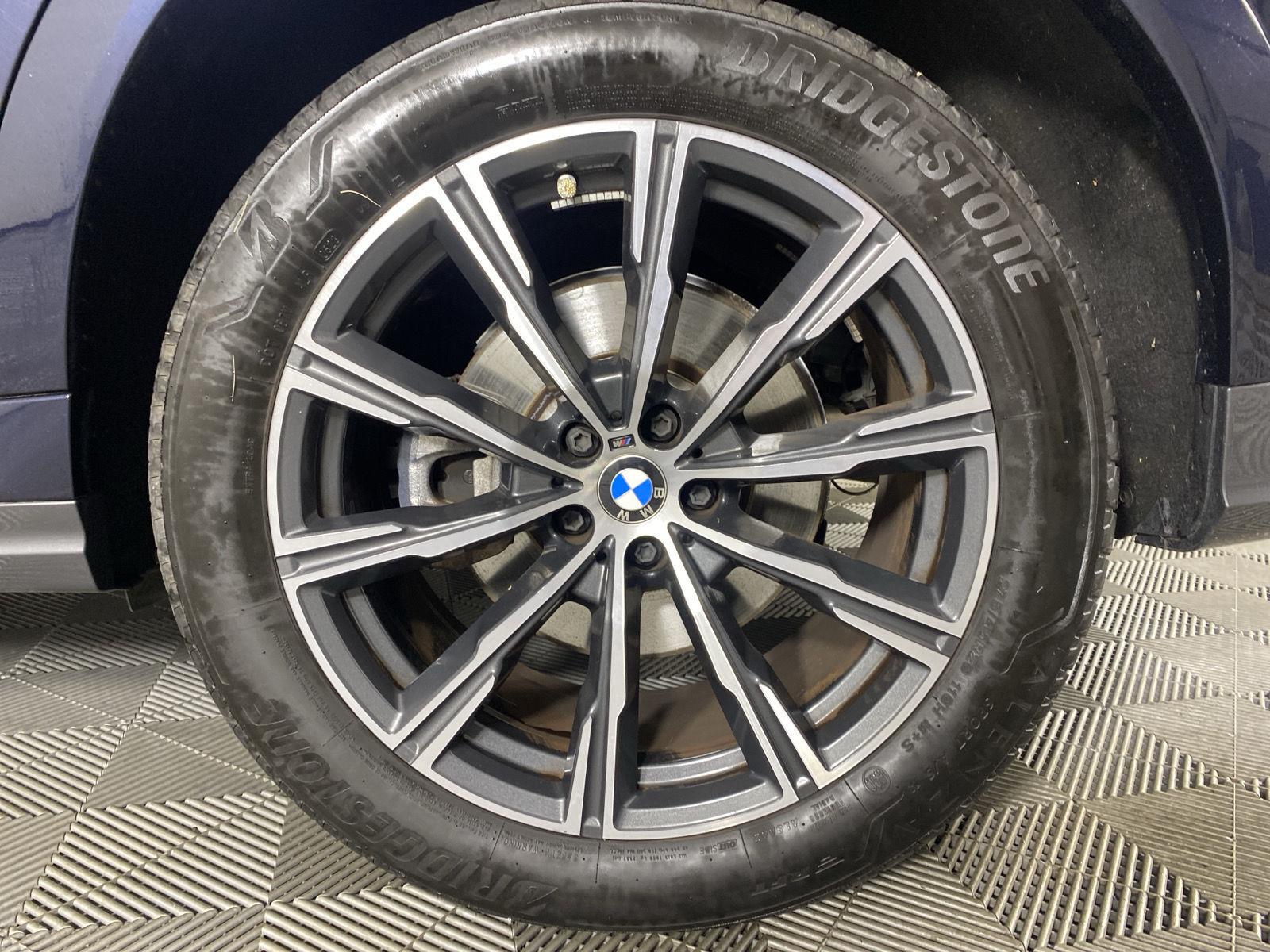 Used 2023 Carbon Black Metallic BMW xDrive40i image 9