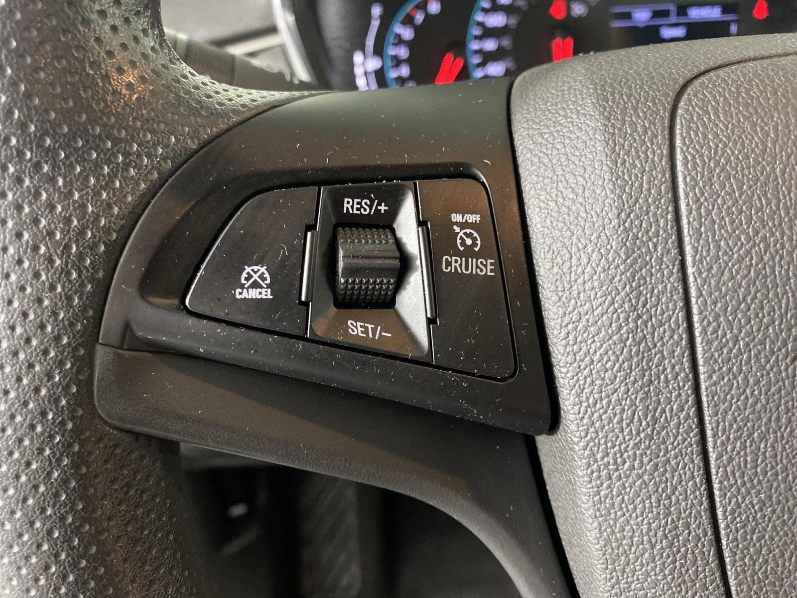 Used 2019 Summit White Chevrolet LT image 22