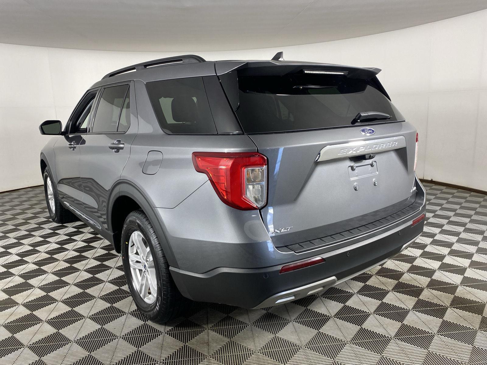 Used 2023 Carbonized Gray Ford XLT image 15