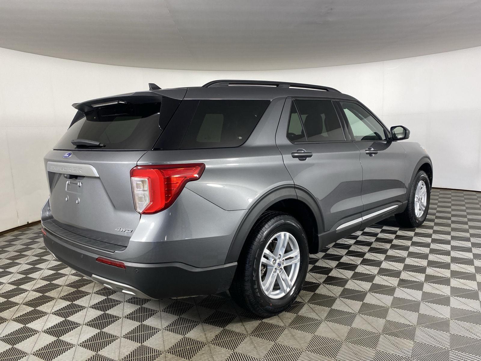 Used 2023 Carbonized Gray Ford XLT image 17