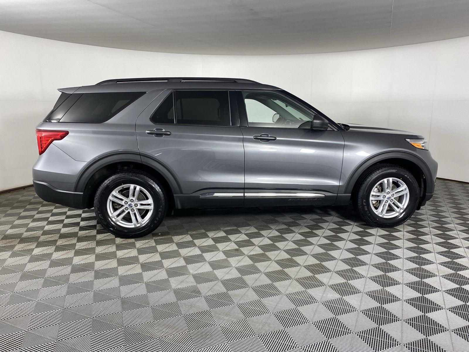 Used 2023 Carbonized Gray Ford XLT image 18