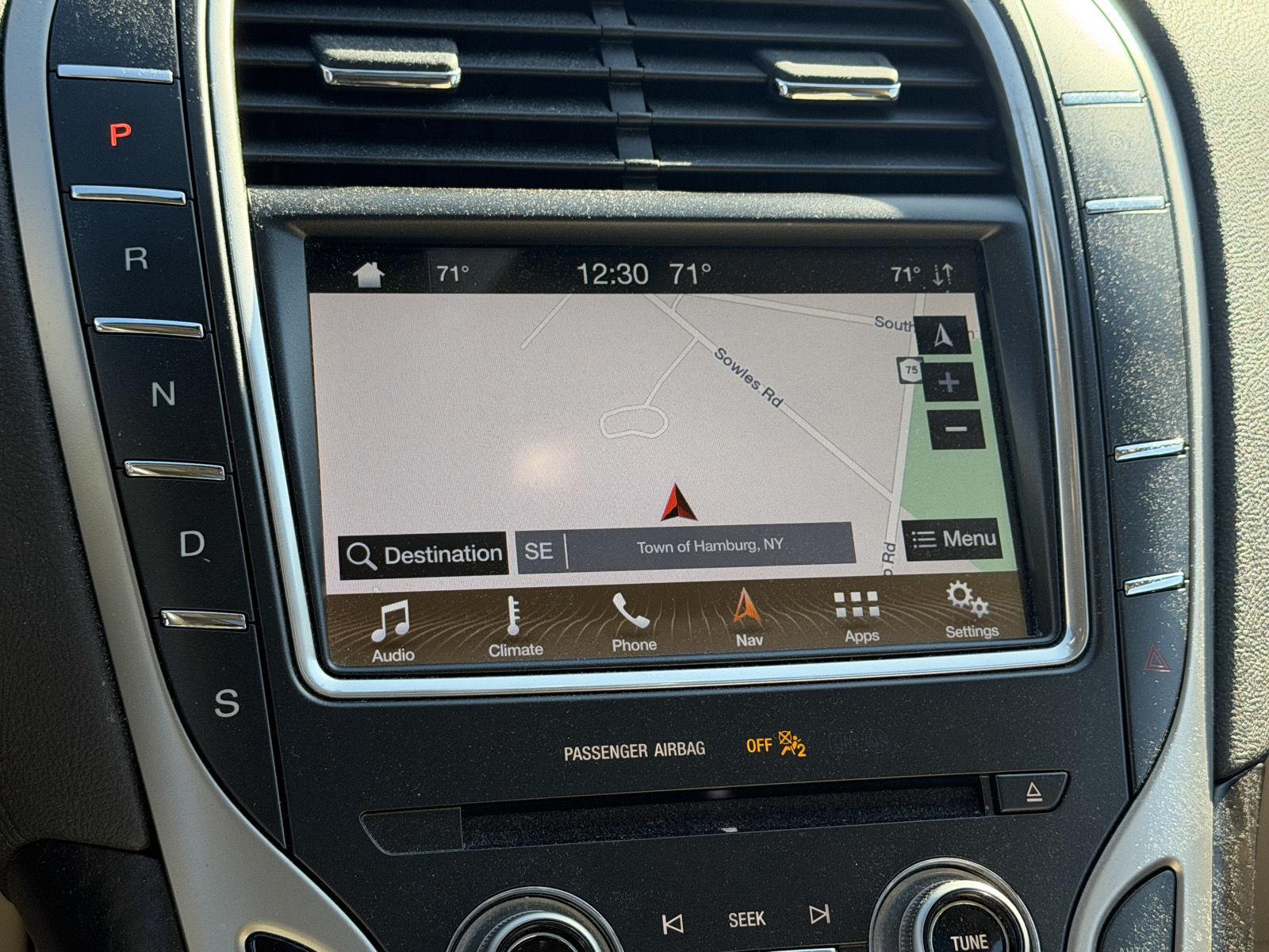 Used 2019 Burgundy Velvet Tinted Clearcoat Lincoln Reserve image 8