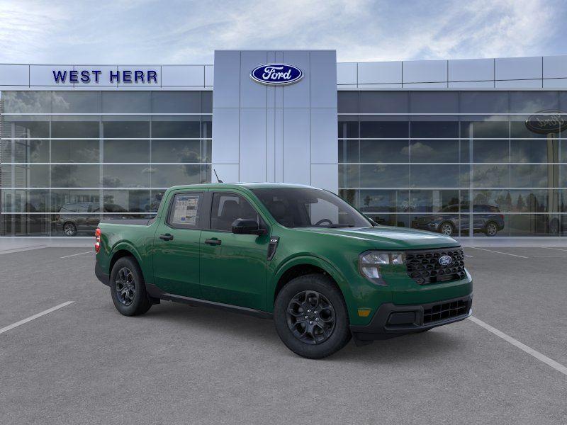 New 2025 Green Ford XLT image 7