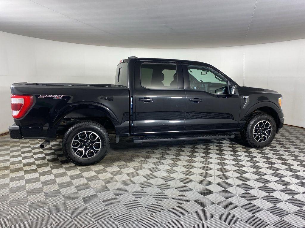 Used 2022 Agate Black Ford LARIAT image 11