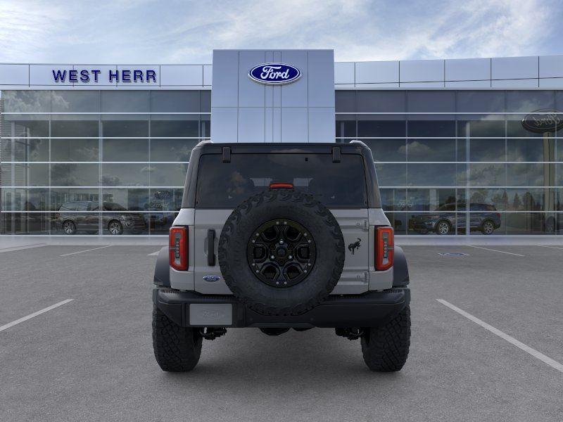 New 2026 Avalanche Gray Ford Badlands image 5