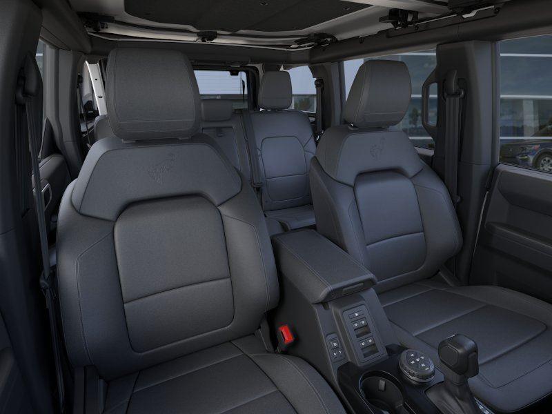 New 2026 Oxford White Ford Badlands image 10