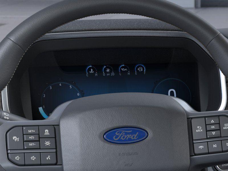 New 2026 Oxford White Ford LARIAT image 13