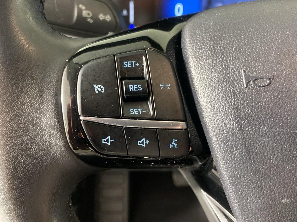 Used 2023 Cinnabar Red Ford Active image 16