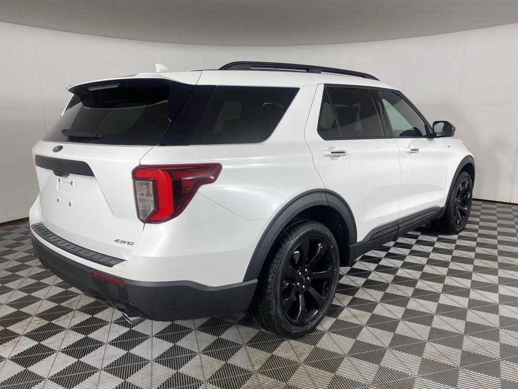Certified Used 2023 White Metallic Ford ST-Line image 10