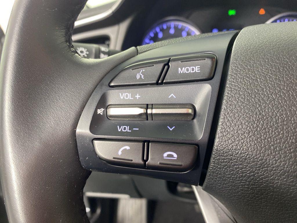 Used 2019 Silver Hyundai Value Edition image 19