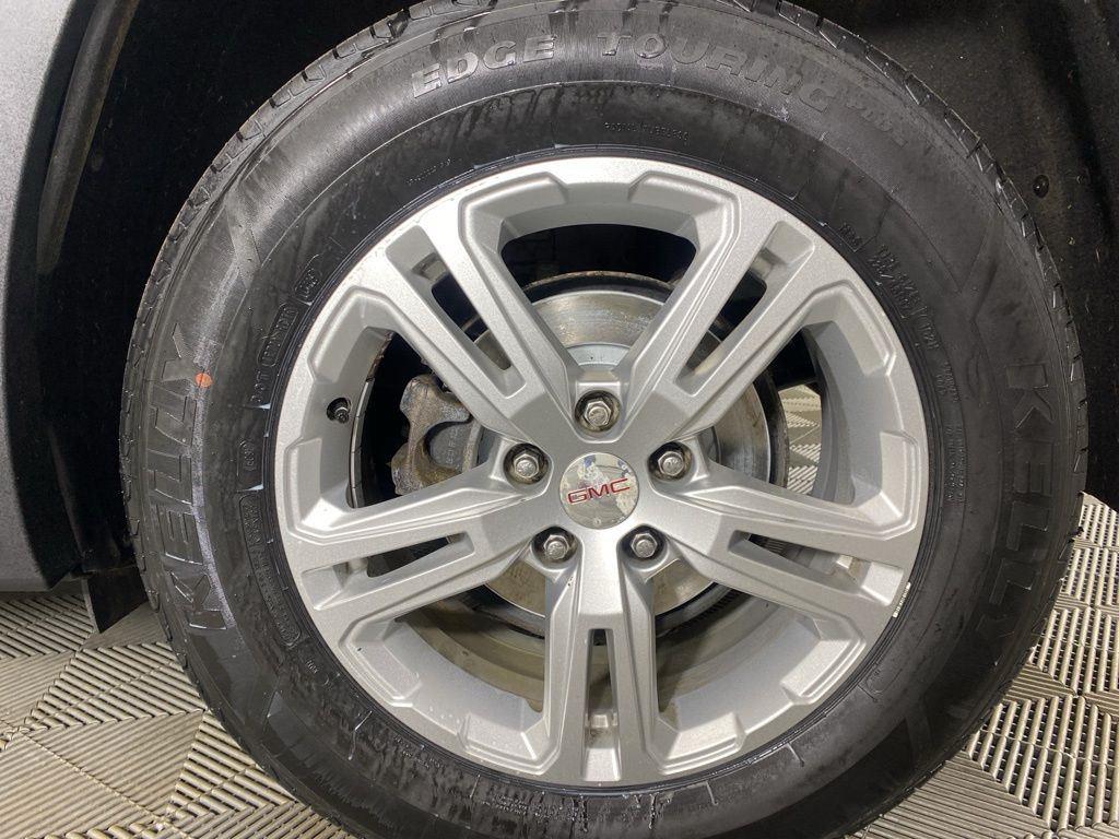 Used 2019 Summit White GMC SLE image 11