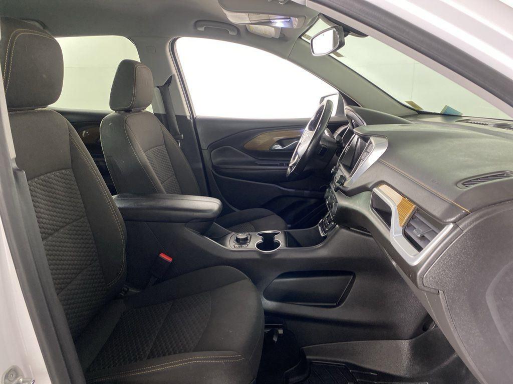Used 2019 Summit White GMC SLE image 28