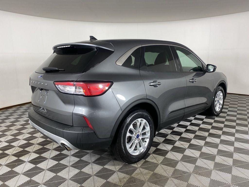 Certified Used 2022 Carbonized Gray Metallic Ford SE image 9