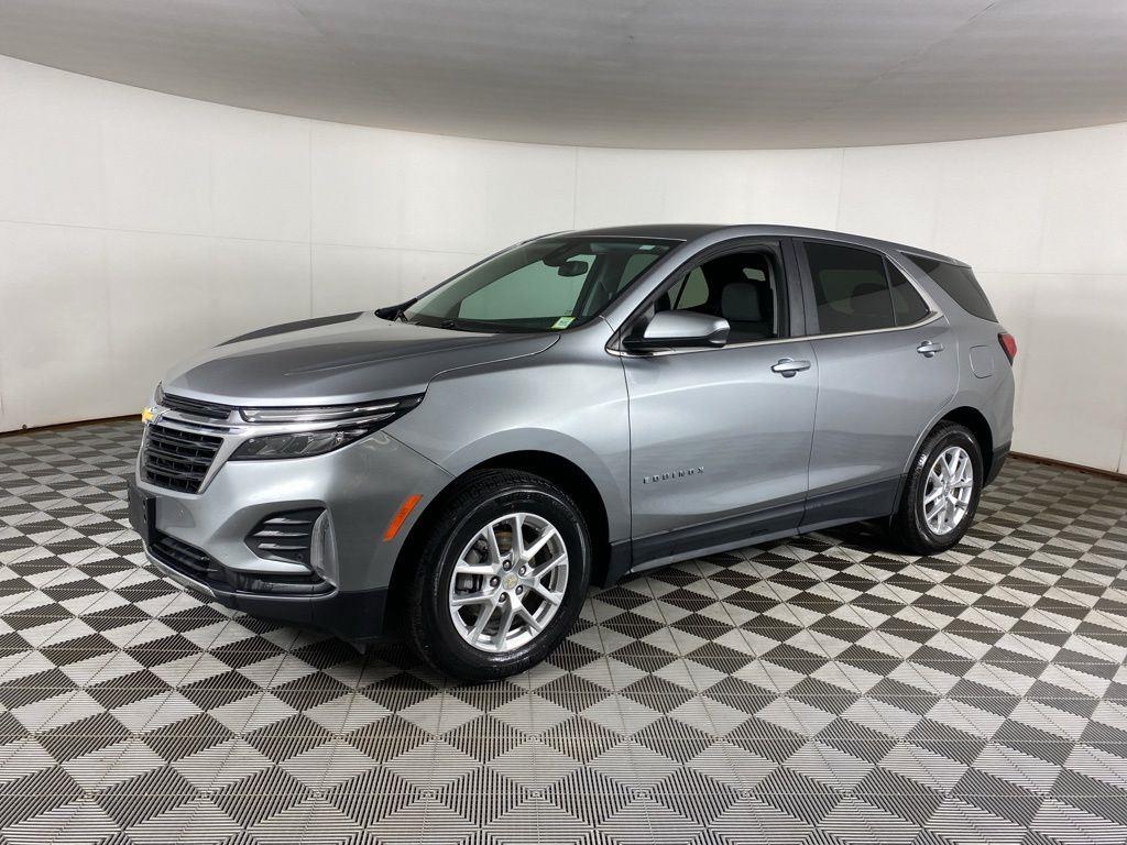 Used 2024 Sterling Gray Metallic Chevrolet LT image 4