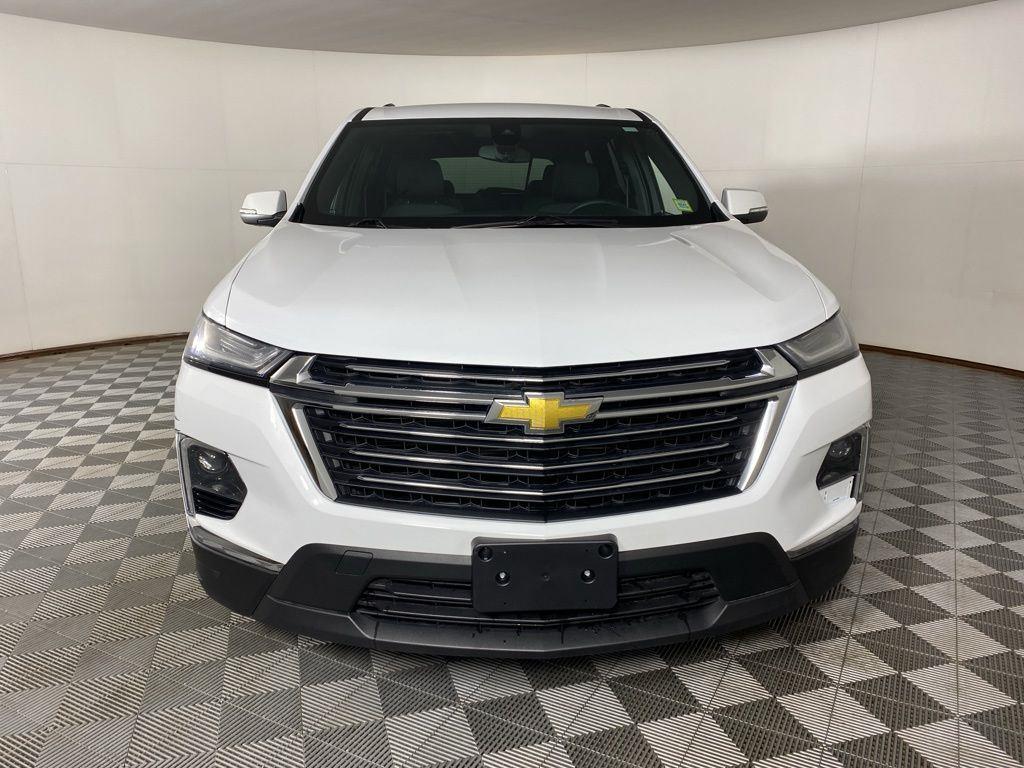 Used 2023 Summit White Chevrolet LT image 5