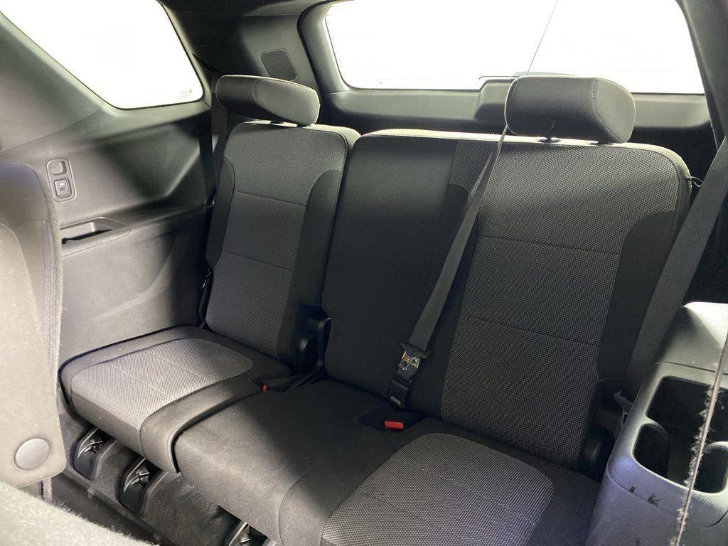 Used 2023 Summit White Chevrolet LT image 27