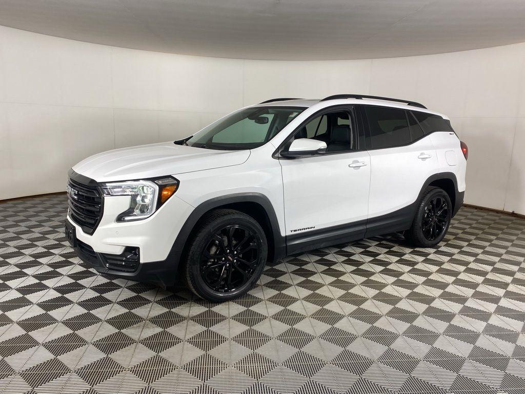 Used 2022 Summit White GMC SLT image 6