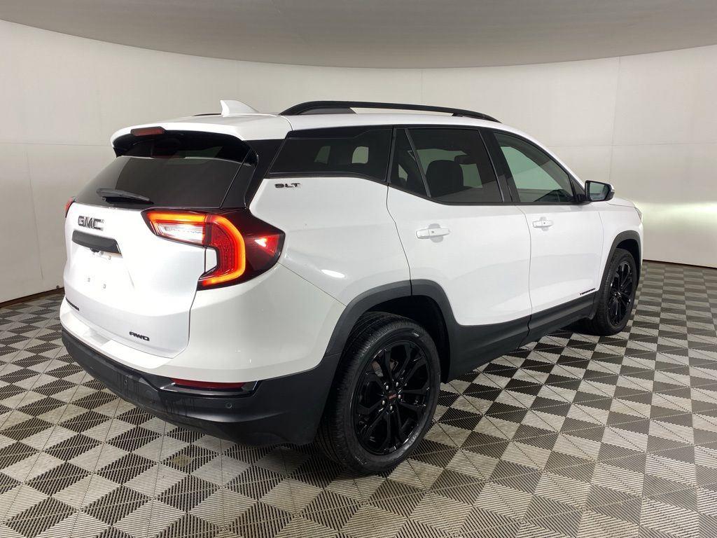 Used 2022 Summit White GMC SLT image 10