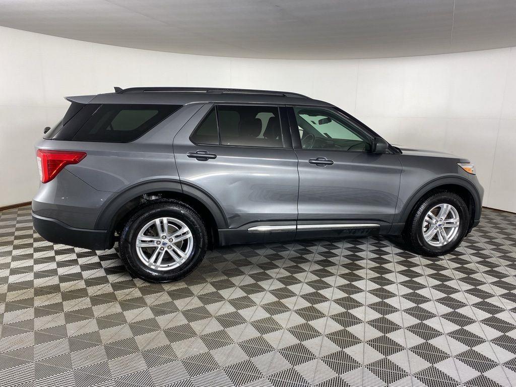 Used 2022 Gray Metallic Ford XLT image 10
