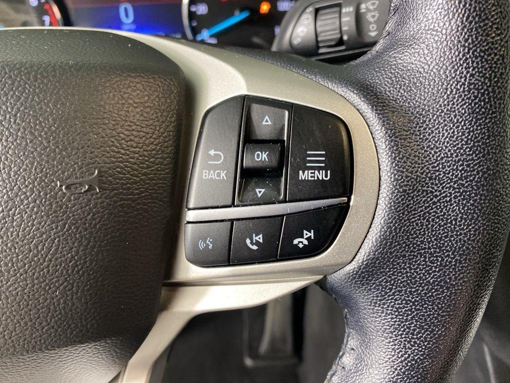 Used 2022 Gray Metallic Ford XLT image 18