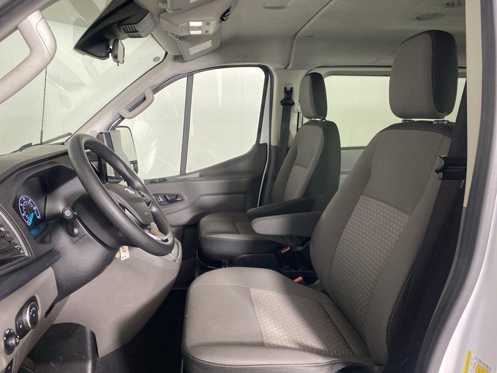 Used 2024 Oxford White Ford XLT image 12