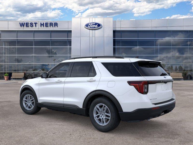 New 2026 Star White Metallic Tri-Coat Ford Active image 5