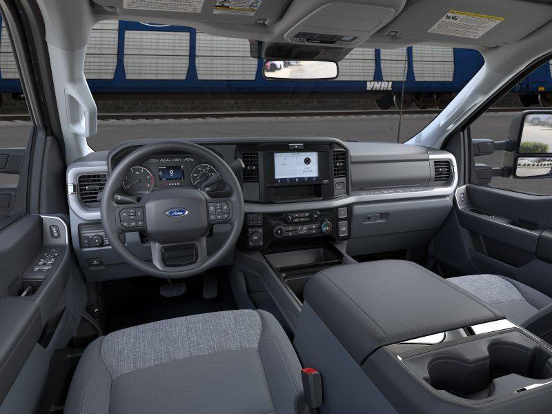 New 2026 Carbonized Gray FORD XLT image 9