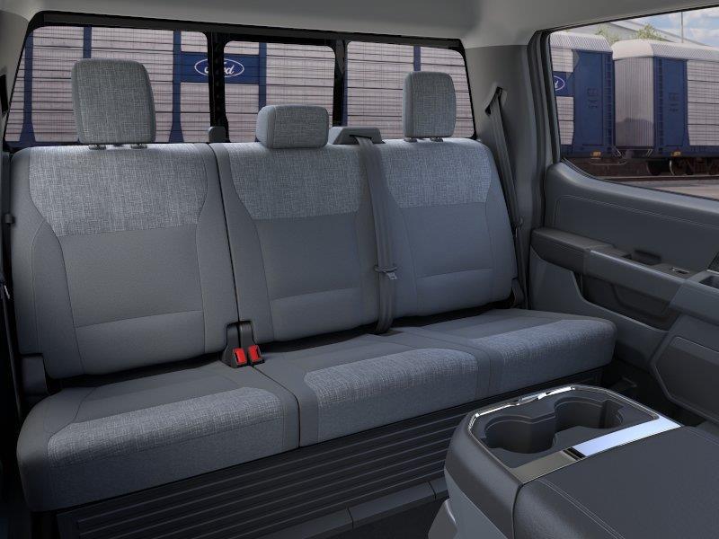 New 2026 Avalanche Gray Ford XLT image 11