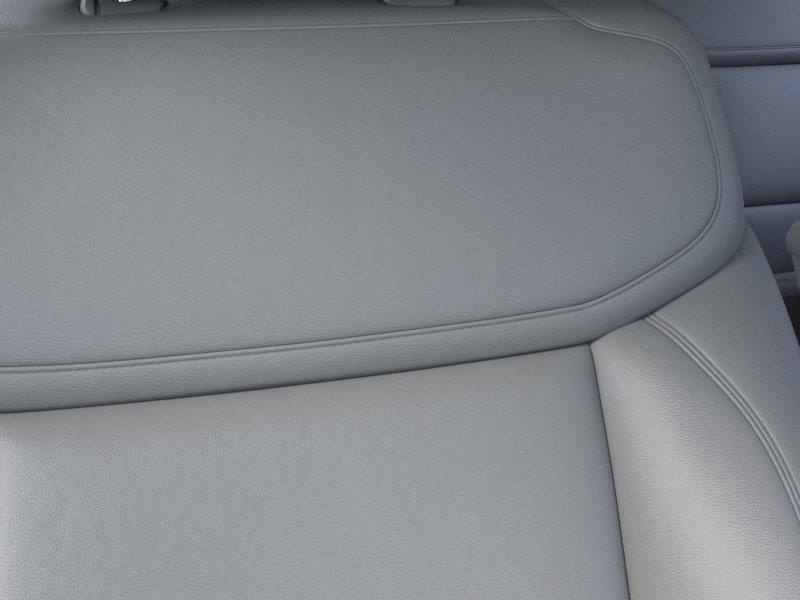 New 2026 Star White Metallic Tri-Coat Ford Active image 16