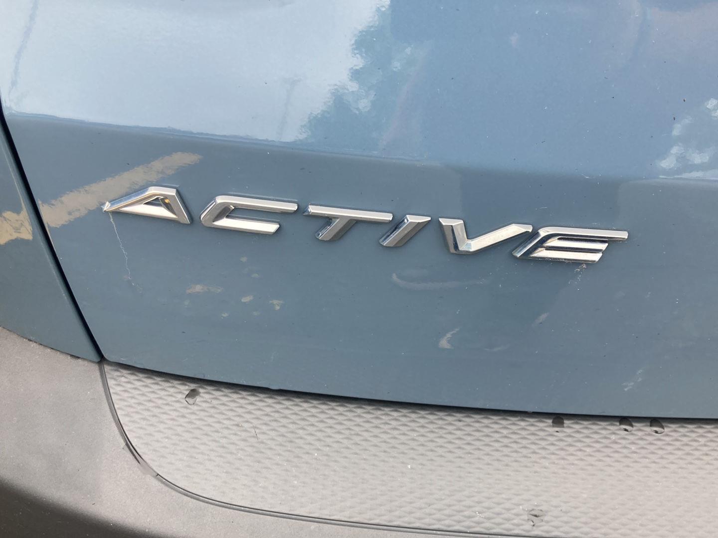 Used 2023 Vapor Blue Ford Active image 11