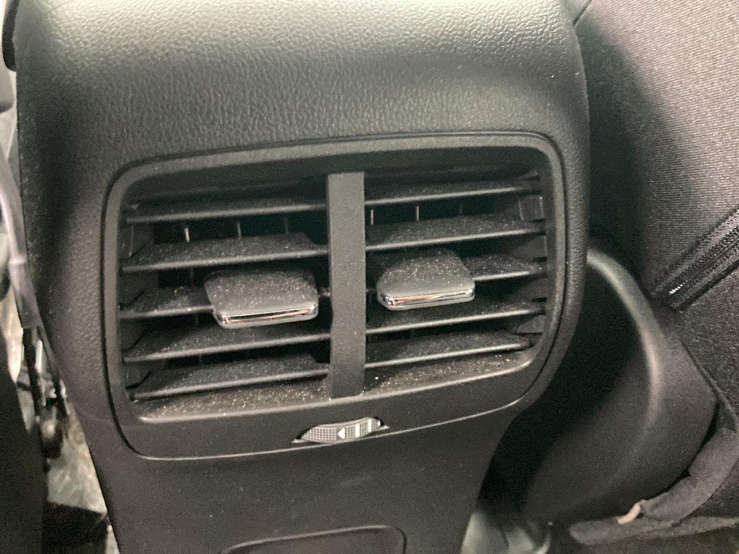 Used 2023 Vapor Blue Ford Active image 15