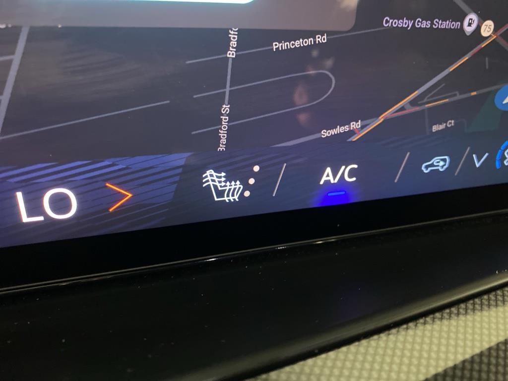 Used 2025 Ash Chevrolet RST image 22