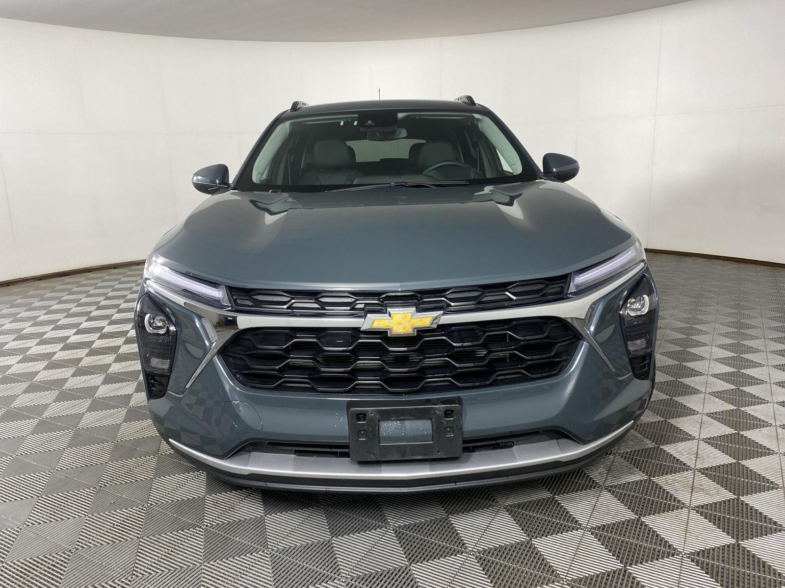 Used 2025 Cypress Chevrolet LT image 2