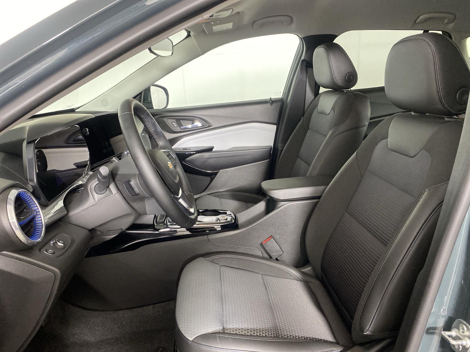 Used 2025 Cypress Chevrolet LT image 10