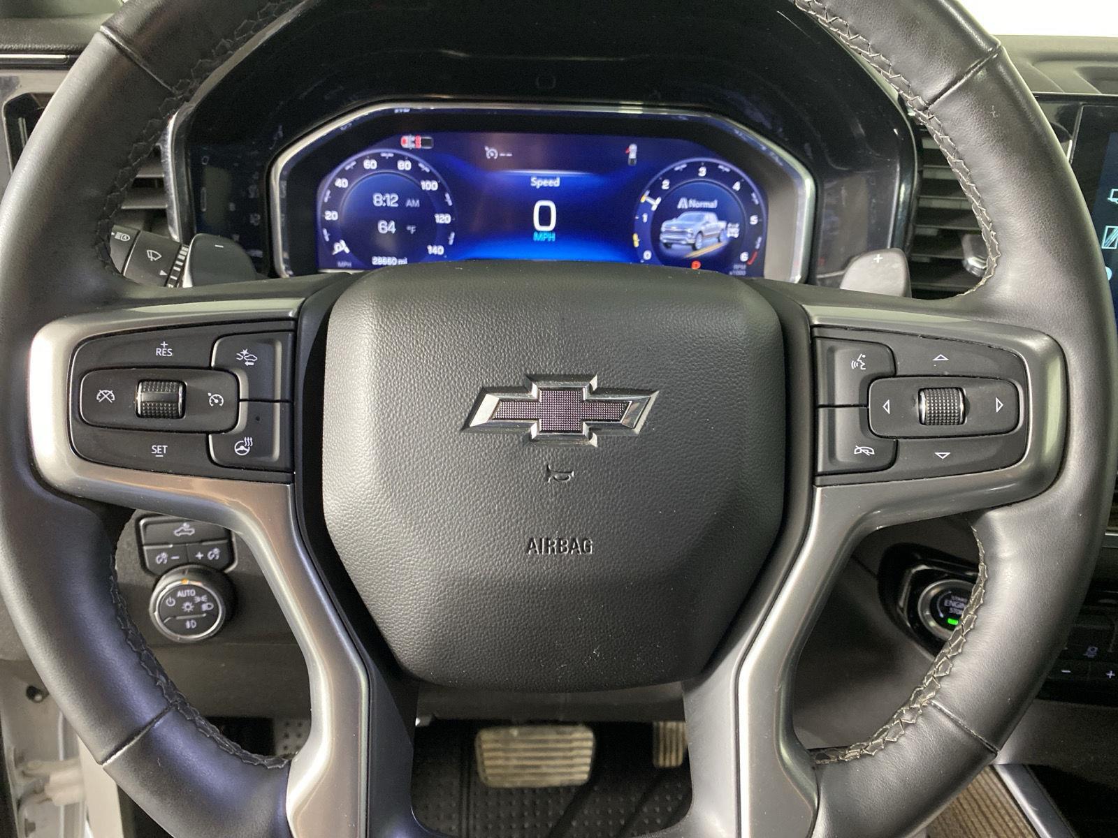 Used 2025 Summit White Chevrolet RST image 14