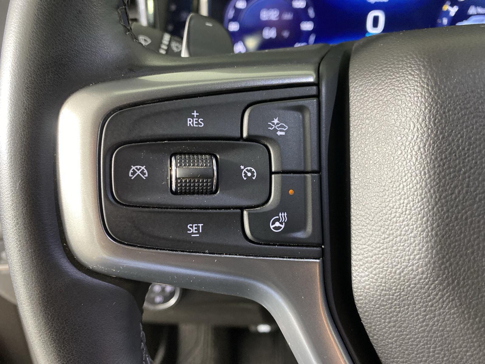 Used 2025 Summit White Chevrolet RST image 15