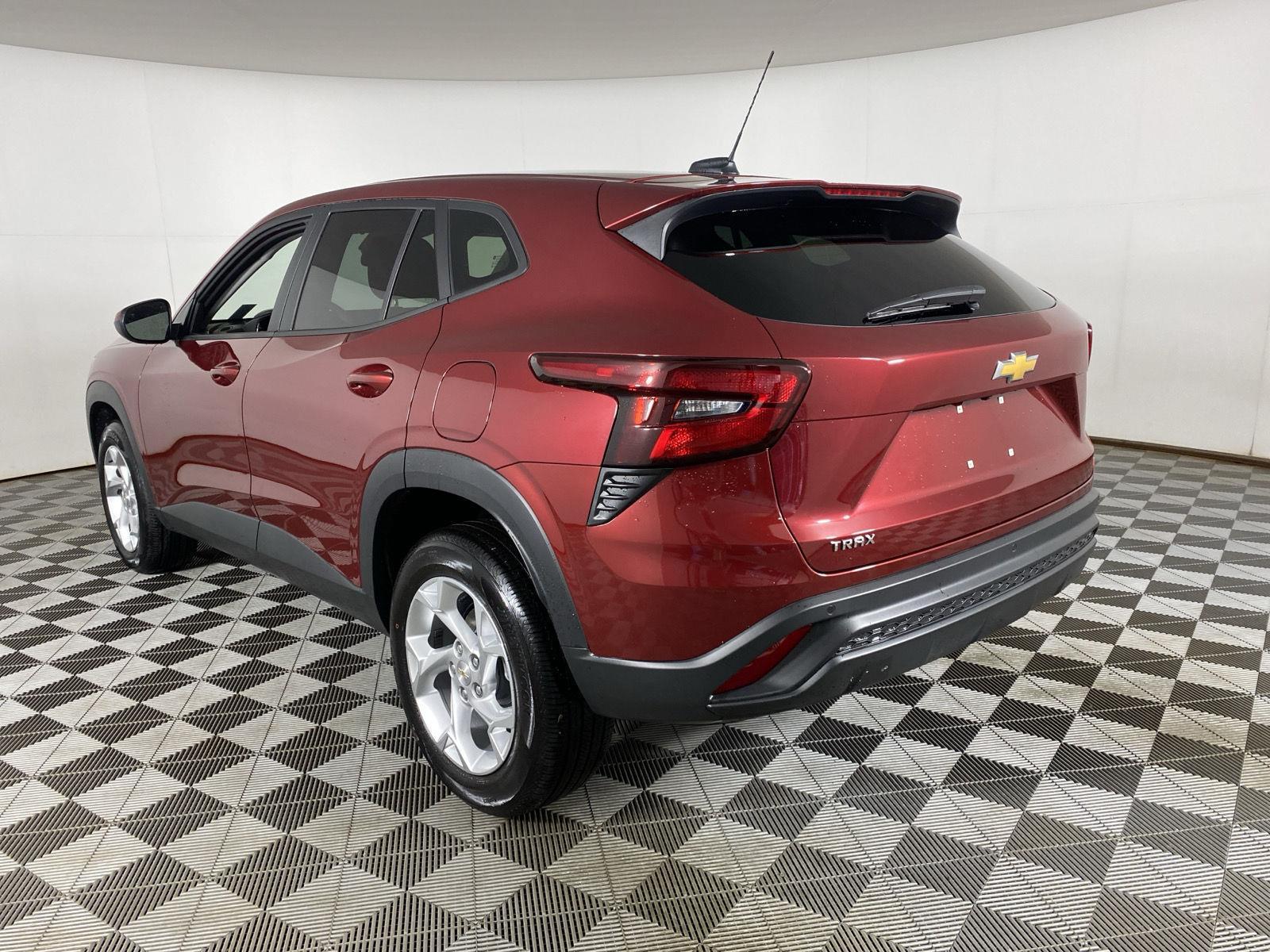 Used 2025 Crimson Metallic Chevrolet LS image 5