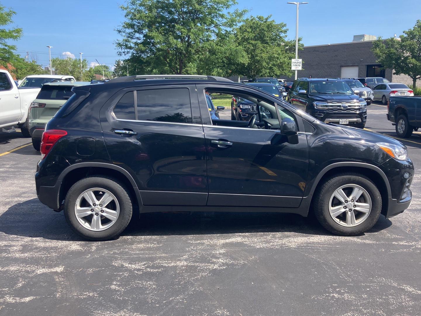 Used 2019 Mosaic Black Metallic Chevrolet LT image 8