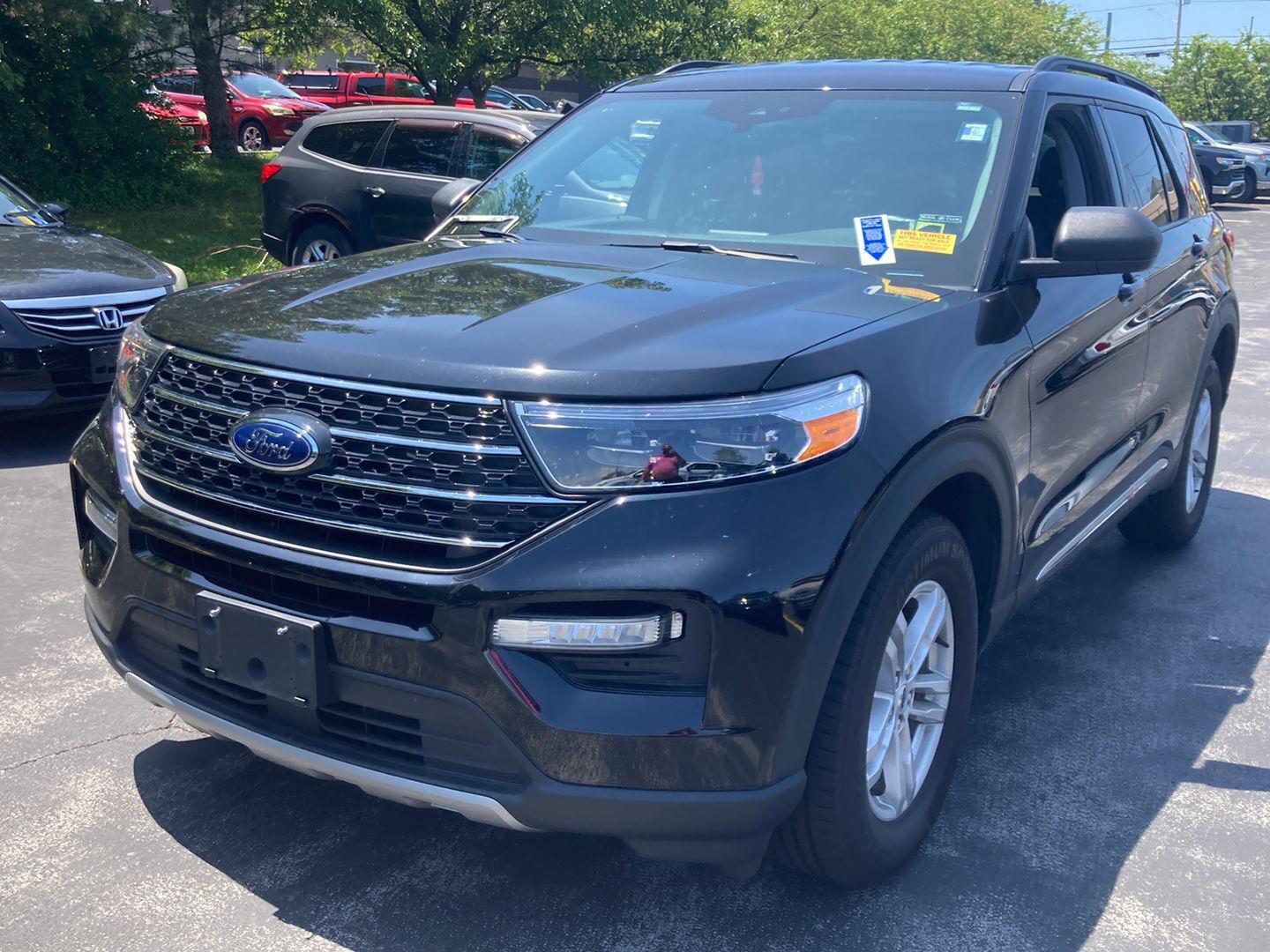Used 2023 Agate Black Ford XLT image 3