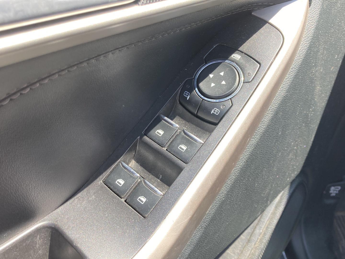 Used 2023 Agate Black Ford XLT image 12